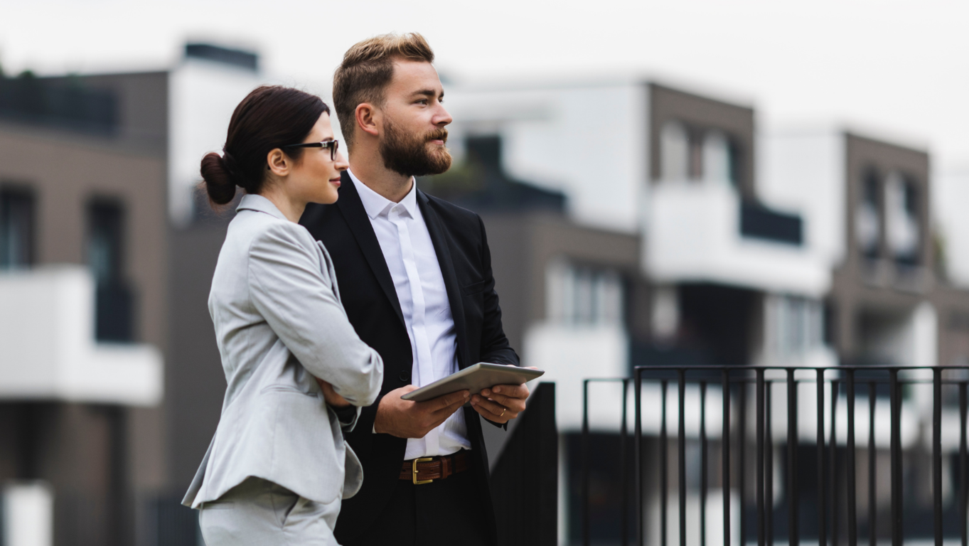 Cómo un Agente Inmobiliario Puede Gestionar y Optimizar Campañas de Publicidad Online y Social Media Ads para Atraer a Potenciales Compradores