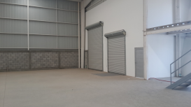 Descubre cómo una bodega industrial puede mejorar la experiencia del cliente y la satisfacción