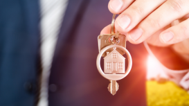 Por qué Deberías Considerar la Estrategia de Venta por Subasta con la Orientación de un Agente Inmobiliario